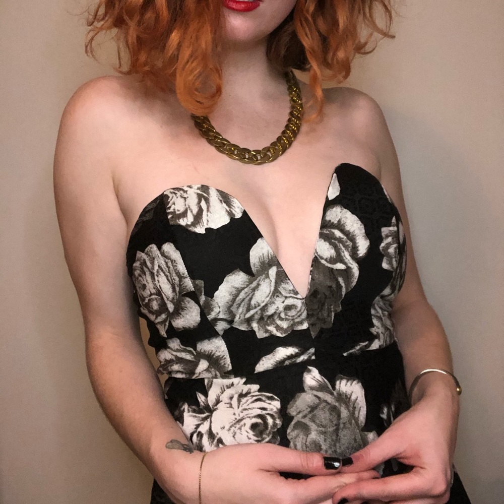 Tobi Grey and White Rose Dress